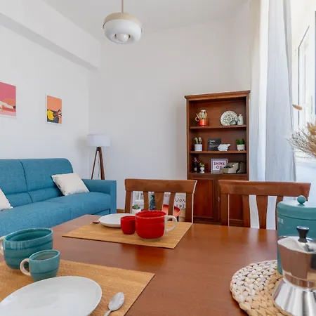 Apartment Ierone With Balcony By Wonderful Italy