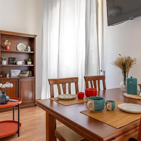 Apartment Ierone With Balcony By Wonderful Italy *